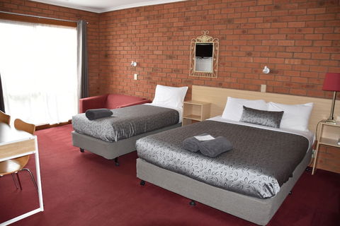 Shannon Motor Inn - Tourism Gold Coast 0