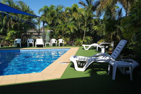 Fourth Avenue Motor Inn - Tourism Gold Coast 1