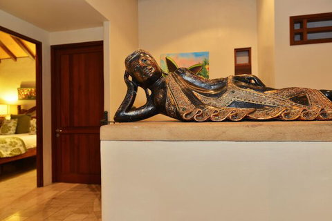Monsoon Villa B - Tourism Gold Coast 1