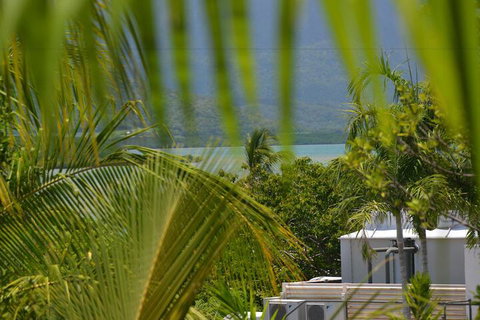 Monsoon Villa B - Tourism Gold Coast 4