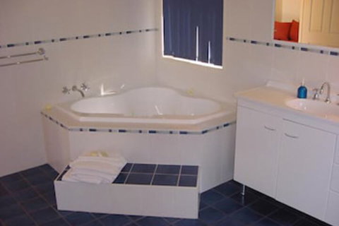 Tropical Coast Retreat - Tourism Gold Coast 5