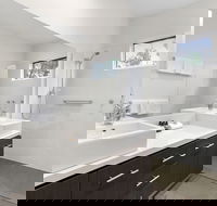 Anchors Beach House - Tourism Gold Coast