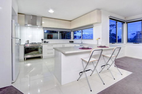 Serenity Guest House - Tourism Gold Coast 3