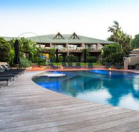 Beach Hotel Resort - Tourism Gold Coast