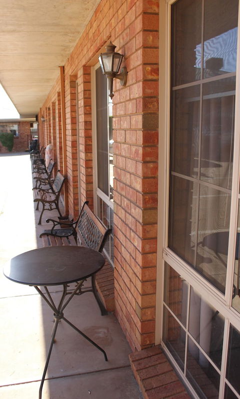 Red Cliffs Colonial Motor Lodge - Tourism Gold Coast 0