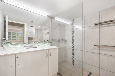 Alexandria Apartments - Tourism Gold Coast 4