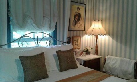 Marys Place B & B - Tourism Gold Coast 0