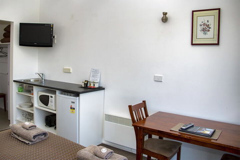 Delatite Apartments Timbertop & Fir - Gold Coast 3