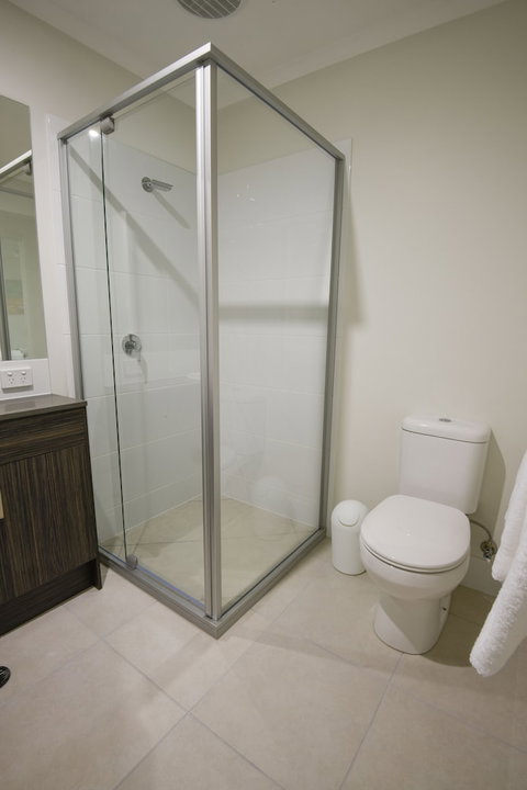 Direct Hotels - Breeze On Brightwater - Tourism Gold Coast 5
