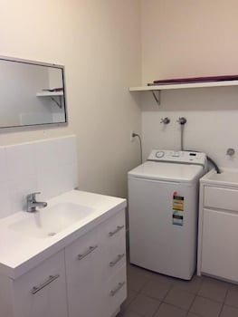 Carnarvon Central Apartments - Gold Coast 3