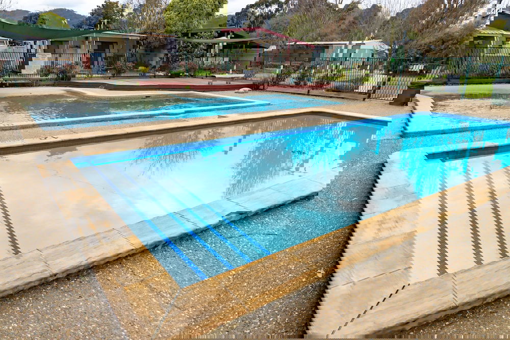 Lake Eildon ACT Tourism Gold Coast