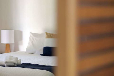 Esperance Island View Apartments - Tourism Gold Coast 7