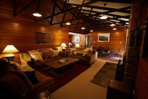 Mowamba River Lodge - Gold Coast 0