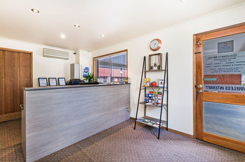 AAt 28 Goldsmith Motel - Tourism Gold Coast 1