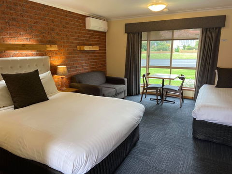 AAt 28 Goldsmith Motel - Tourism Gold Coast 5