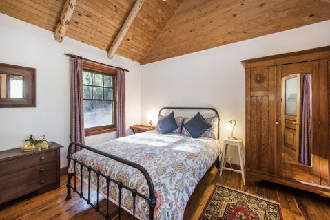 Ilkley Cottages - Tourism Gold Coast 1