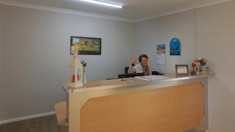 Tenterfield Motor Inn - Tourism Gold Coast 1