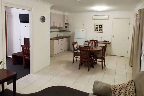 Motel Myall - Tourism Gold Coast 4