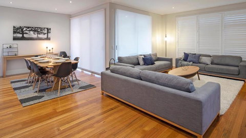 Alpine Snow Angels Retreat Luxurious Snowy Mountains Living - Gold Coast 5