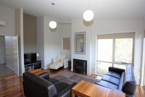 Wedgetail 2 - Gold Coast 0