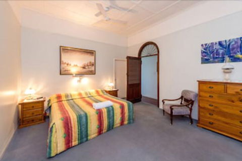 Auckland Hill Bed & Breakfast - Tourism Gold Coast 3