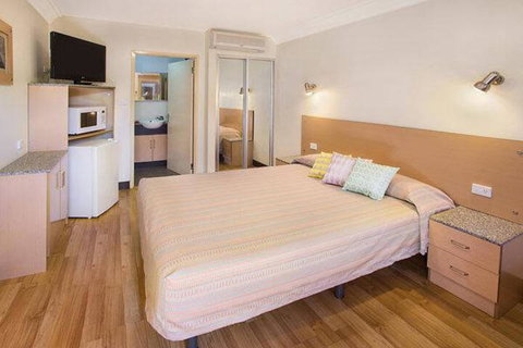 Karratha Motel - Tourism Gold Coast 3