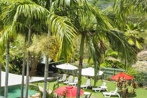 Magnetic Sunsets Resort - Tourism Gold Coast 4