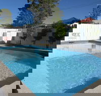 Riviera on Ruthven Motel - Tourism Gold Coast