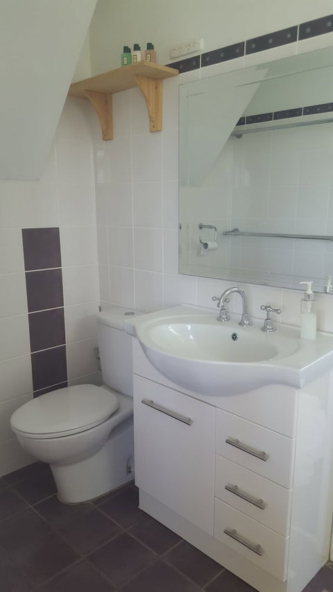 Dam It Getaway- Homestead - Gold Coast 6