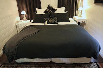 Candlelight Cottages - Tourism Gold Coast 2