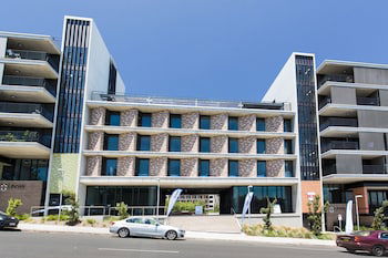 Racecourse Space Pop Up - Tourism Gold Coast 6