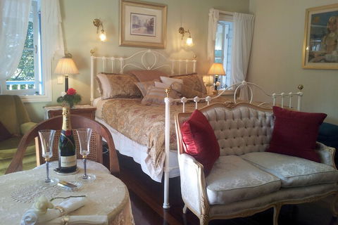 Amore Mt Tamborine - Tourism Gold Coast 6