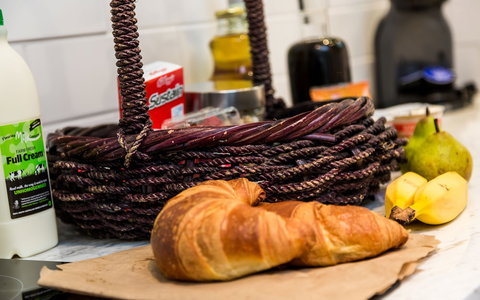 Victor Apartments - Tourism Gold Coast 6