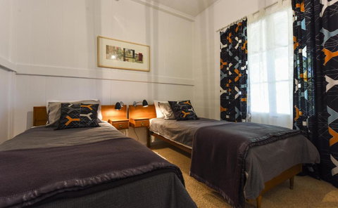 The Grey House - Tourism Gold Coast 6