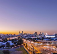 Oaks Brisbane Woolloongabba Suites - Tourism Gold Coast