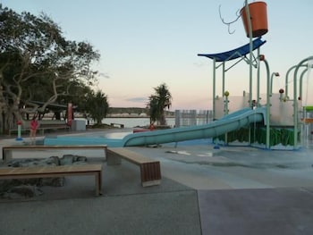 Port Denison Motor Inn - Tourism Gold Coast 3