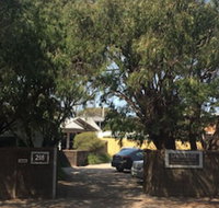 Springtide Studio Apartments - Gold Coast