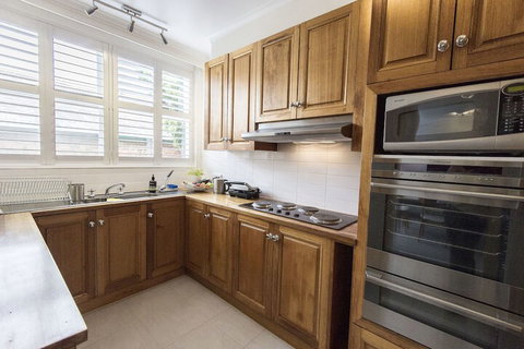 Sweet Caroline - Tourism Gold Coast 4