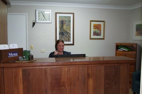 Acacia Motel - Tourism Gold Coast 4