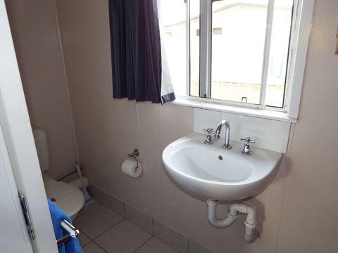 Acacia Motel - Tourism Gold Coast 5