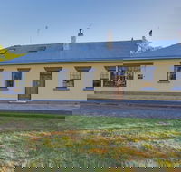 White's Corner - Tourism Gold Coast