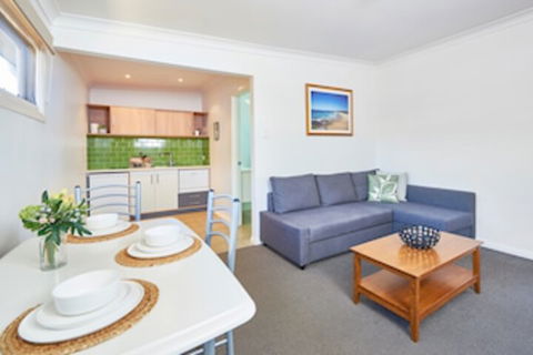 Harbourview Serviced Apartments - Tourism Gold Coast 0
