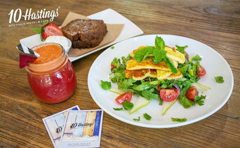 10 Hastings Street Cafe - Tourism Gold Coast 15
