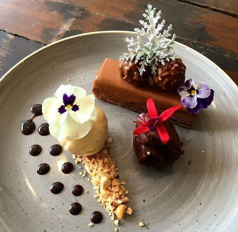 10 Hastings Street Cafe - Tourism Gold Coast 7