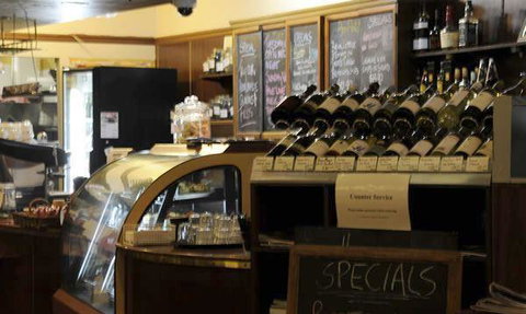 Bon Amici Wine Bar & Cafe - Tourism Gold Coast 7