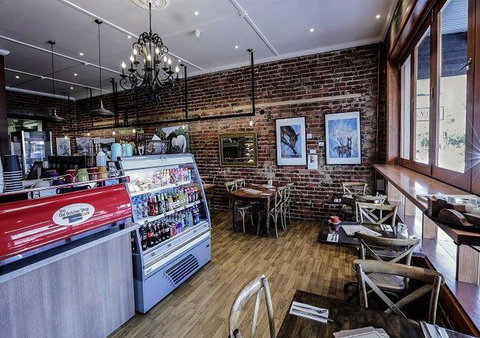 Hong Kong Restaurant - Tourism Gold Coast 7