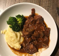 London Tavern - Tourism Gold Coast