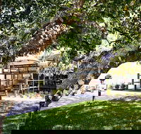 Cardinia Park Hotel - Tourism Gold Coast