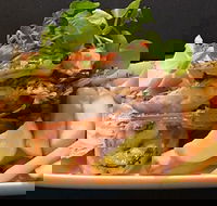 Georgio's Seafood and Steakhouse - Tourism Gold Coast