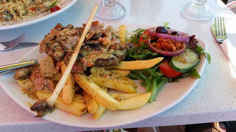 Cafe Amphora - Tourism Gold Coast 33